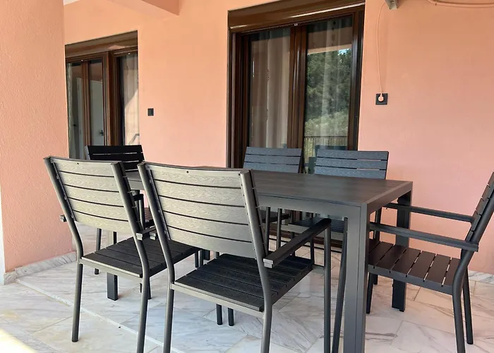 Luxury 阿吉亚特拉萨