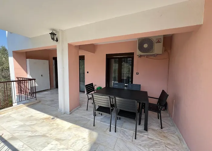 Luxury 阿吉亚特拉萨