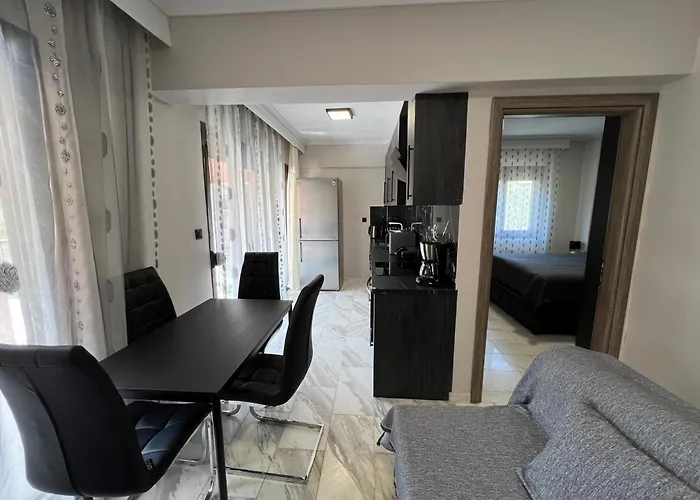 Luxury 阿吉亚特拉萨